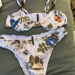 Pretty Little Thing PLT floral bikini set Photo 1