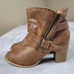 Not Rated  Women's Ankle Boots Brown Pull On Buckle Size 9 Photo 0