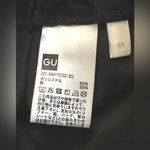 EUC GU Black Cargo Pull Photo 2
