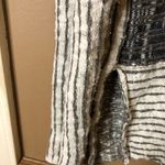 Roxy  Striped Mix‎ Texture Sweater Grey Cream Size Small Photo 4