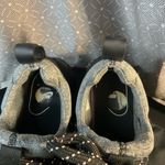 Nike  Women’s City Loop AA1097-001 Black/White size US 7.5 Photo 7