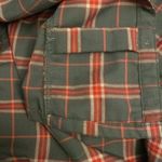 Mountain Hardwear MOUNTAIN HARDWARE women’s button down plaid blouse. Size 2. EUC Photo 7