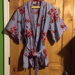 Josie Natori Blue Pinstripe Multi-Color Floral Embroidery Tie Waist 3/4 Kimono Slv Robe EUC XS Photo 0