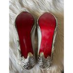 Stunning White Glitter Heels with Floral Accents Size 8.5 Photo 3