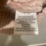 Others Follow  pink long sleeve sweater with texture Photo 5