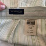 Dockers Green Shorts Photo 2