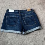 American Eagle  Super High Rise Mom Jean Shorts SIZE 10/30W Photo 5