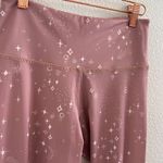 Onzie Hot Yoga High Rise Legging Pink Hue with Star Constellation Print XS Photo 4