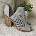 Vince Camuto  Fritzey grey suede laser woven accent open toe booties sz 10 Photo 0