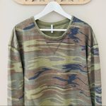 Z Supply  Oversized Pullover Camo Top Green Sz XS Photo 1