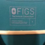 FIGS Casma™ Three-Pocket Scrub Top Women’s Size Small Photo 1