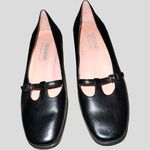Dockers  women’s black mary Jane slightly wedged flats! Ntn Photo 0