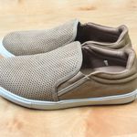 Steve Madden Tan & White Slip On Whilma Sneakers Photo 2