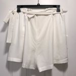 Leith  tie waist crepe shorts in ivory Photo 2