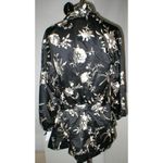 Natori NWT New Designer Wrap Robe Womens S Silky Satin Flowers White Black Short Photo 5