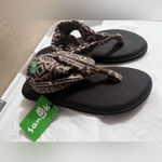 Sanuk  Tribal Sandal Brown Cream Size 6 Photo 2