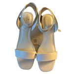 Bandolino  Kindlie Block Heel Ankle Strap Sandal Womens Size 9 Photo 1