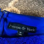 Preston & York  gorgeous dress. Photo 2