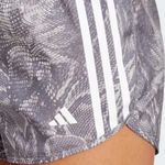 Adidas Own the Run Excite Allover Print AEROREADY Shorts WONDER BEIGE 3" Medium Photo 5