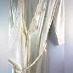 Jones New York  XS/S Satin n Lace Ivory Belted Luxury Robe Photo 4