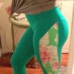 Lilly Pulitzer Color Screaming Leggings Photo 0