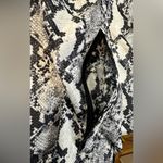 Susan Graver  Gray White Snake Print Wind Breaker Hood Cinch Waist Pockets Size L Photo 5