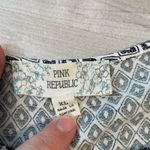 Pink republic  White & Black Geometric Scoop Neck Quarter Length Sleeve Blouse XL Photo 8