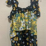 Who What Wear Floral Tie Strap Sleeveless Smocked Top Blouse Size M Photo 0