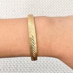 Monet Gold Tone Heavy Weight Slip On Etched Slanted Design Bangle Bracelet Vtg Photo 5