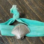Boutique Turquoise & Silver Tone Beach Scallop Shell Hair Tie Bracelet Nautical Style Photo 0