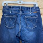 Wrangler  Straight Leg Premium Patch Mae Jeans Size 7/8 x 30 Photo 3