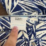 J. McLaughlin  Lexi‎ Jean 6 NWT $178 Skinny Stretch Blue White Willow Bluff Leaf Photo 4