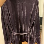 Forever 21 NWOT Velvet robe style tie top Size Small Photo 6