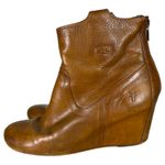 Frye  3470656-COG Carson Wedge Ankle Booties Cognac Brown Size 9.5 Photo 7