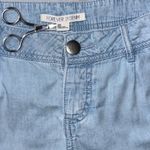 Forever 21 Denim Shorts Cuffed Hem Casual Light Wash Blue Size 28 Photo 3
