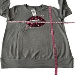 Torrid  Sleep Heather Gray Lips Heart Pullover Lightweight Sweatshirt Sz 0(L)(12) Photo 2