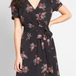 Modcloth Poetic Presence Surplice Floral Dress Black Small Photo 3