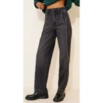 Madewell Tapered Trouser Jeans in Black NWOT. Size 28 Photo 2