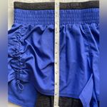 Athleta Go Getter 2 in 1 Short Leggings in size XS Photo 3