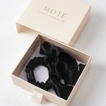 MOTF Silk Hair Band #2 Black Photo 3