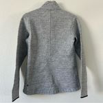 Lululemon Women's Gray Jacket Photo 2