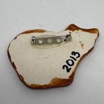 Handmade Bear Pin Brooch Figural Animal Lover Gift Brown Ceramic 2013 Photo 2