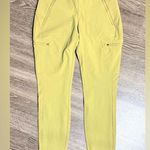 Athleta Headlands Hybrid Cargo Olive Green Zipper Pockets Travel Hike NWOT Photo 3