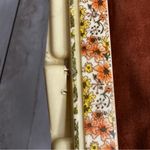 Vintage 1970s Brown Felt Clutch Plastic Floral Kiss Photo 13