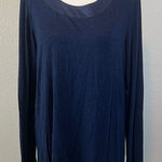 Le lis  Long Sleeve TShirt Blue Estimated Size Medium Photo 0