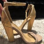 Shoe Republic LA Heel Photo 0