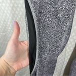Lululemon  Black White‎ Seaspray Invigorate Leggings Photo 3