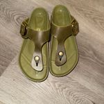 Birkenstock  Oiled Leather Olive Green Gizeh Big Buckle Sandal Size 38 NWT Photo 11