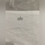 Alo Yoga  small mellow short sleeve top Photo 4