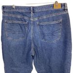 American Eagle  Mom Jeans Women's Size 18 Blue‎ Medium Wash High Rise Stretch Photo 3